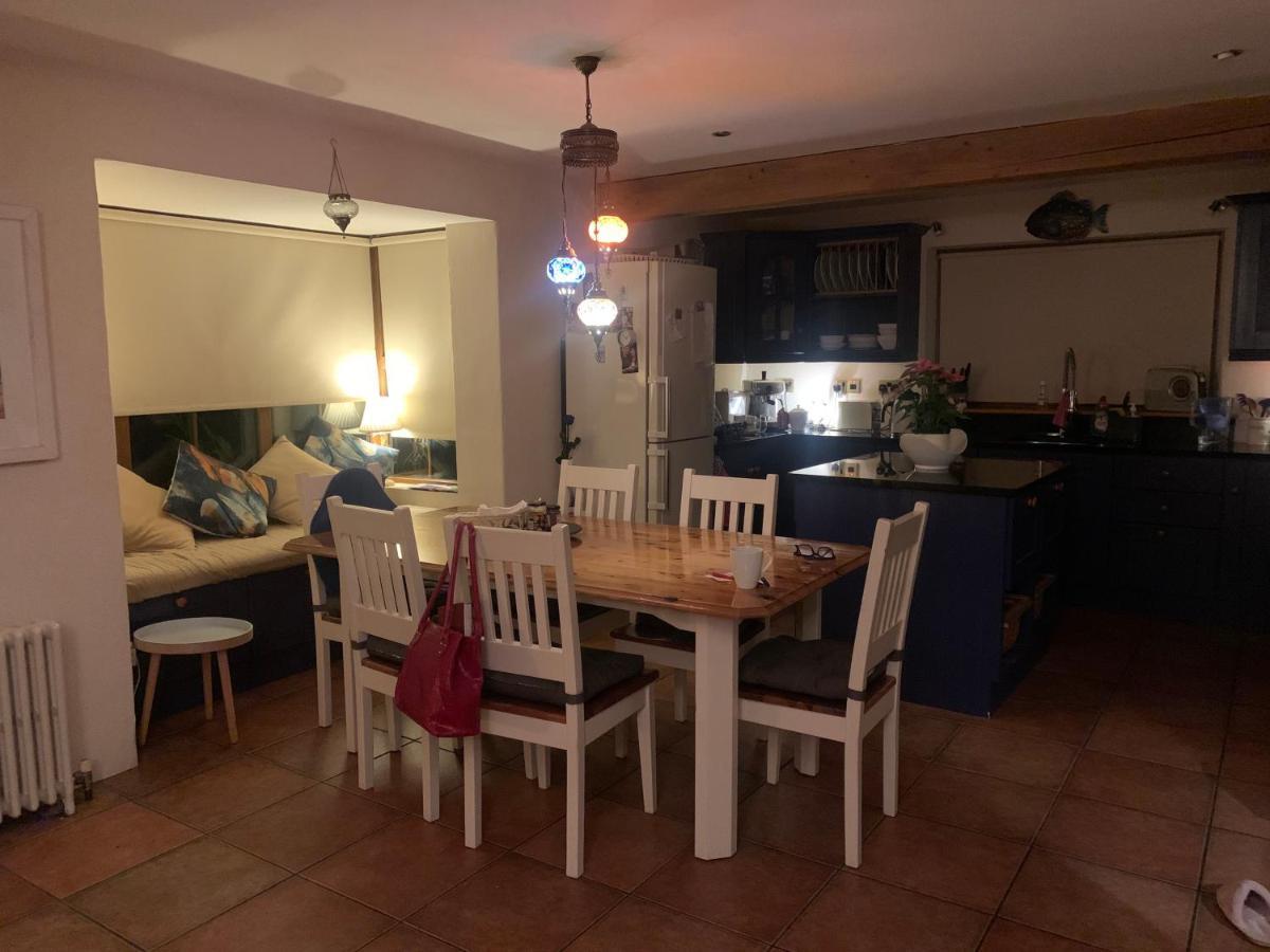 Bedroom With Private Bathroom And Stunning Views In Beautiful Home Letterkenny Extérieur photo